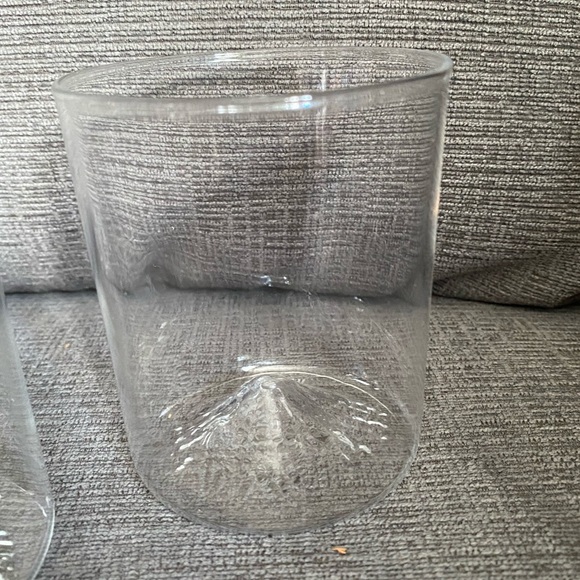 Set of 3 lowball whiskey glasses with famous mountains hand blown into bottom - Picture 4 of 9